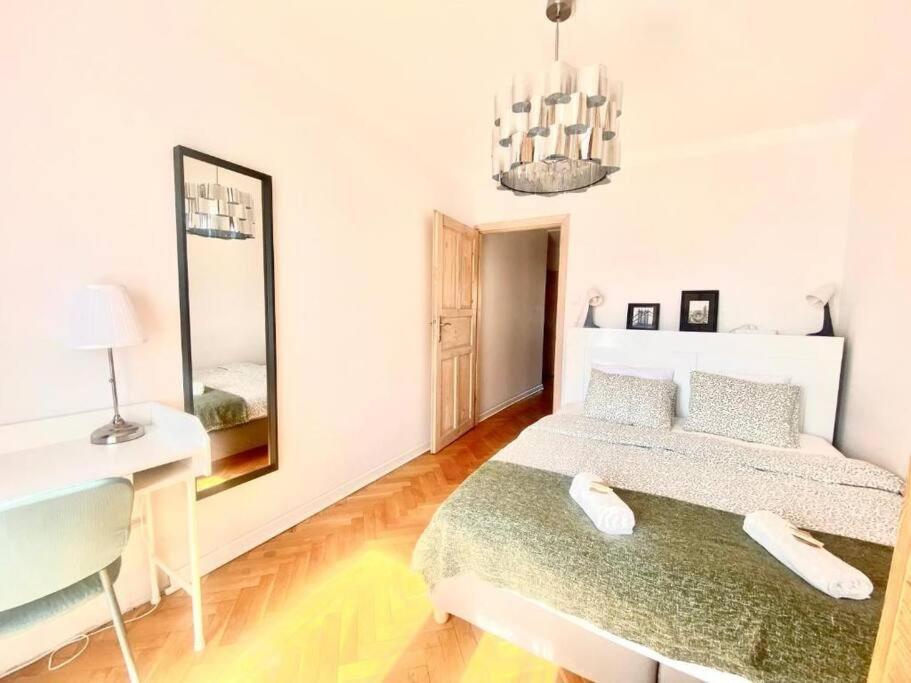 Apartment With National Stadion View, Free Parking Varsavia Esterno foto